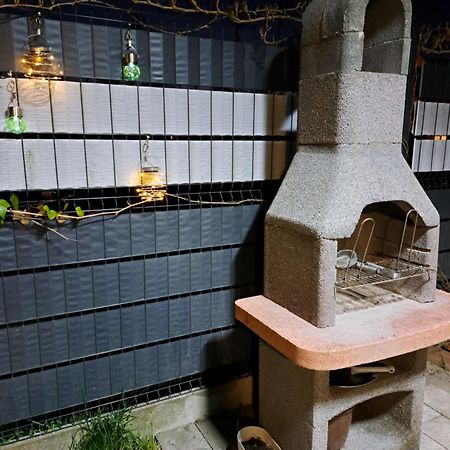 Mały Apartamencik Teo Rewal Zewnętrze zdjęcie