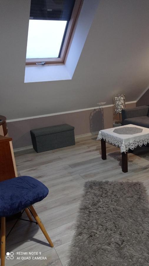 Mały Apartamencik Teo Rewal Zewnętrze zdjęcie