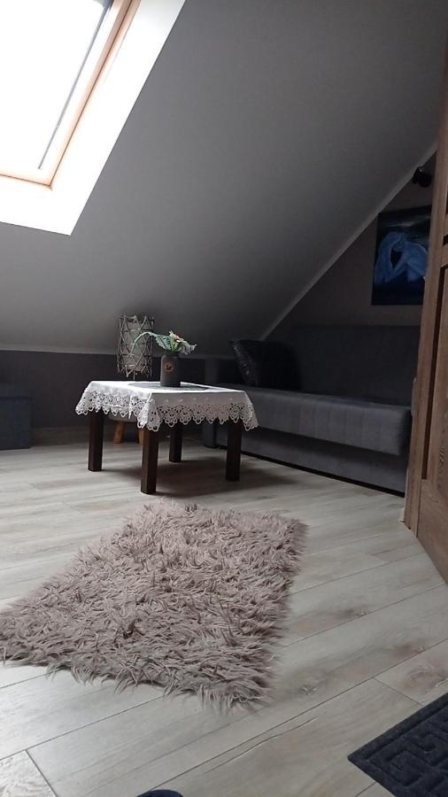 Mały Apartamencik Teo Rewal Zewnętrze zdjęcie