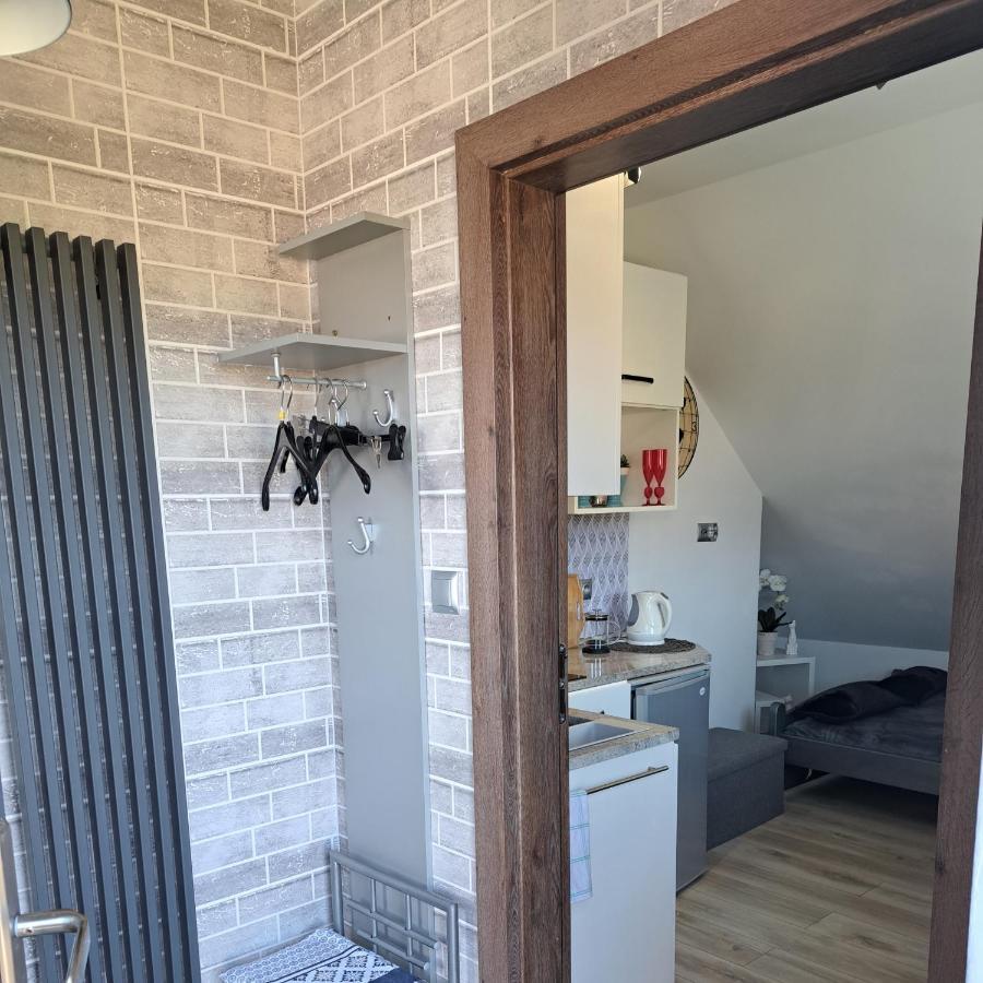 Mały Apartamencik Teo Rewal Zewnętrze zdjęcie