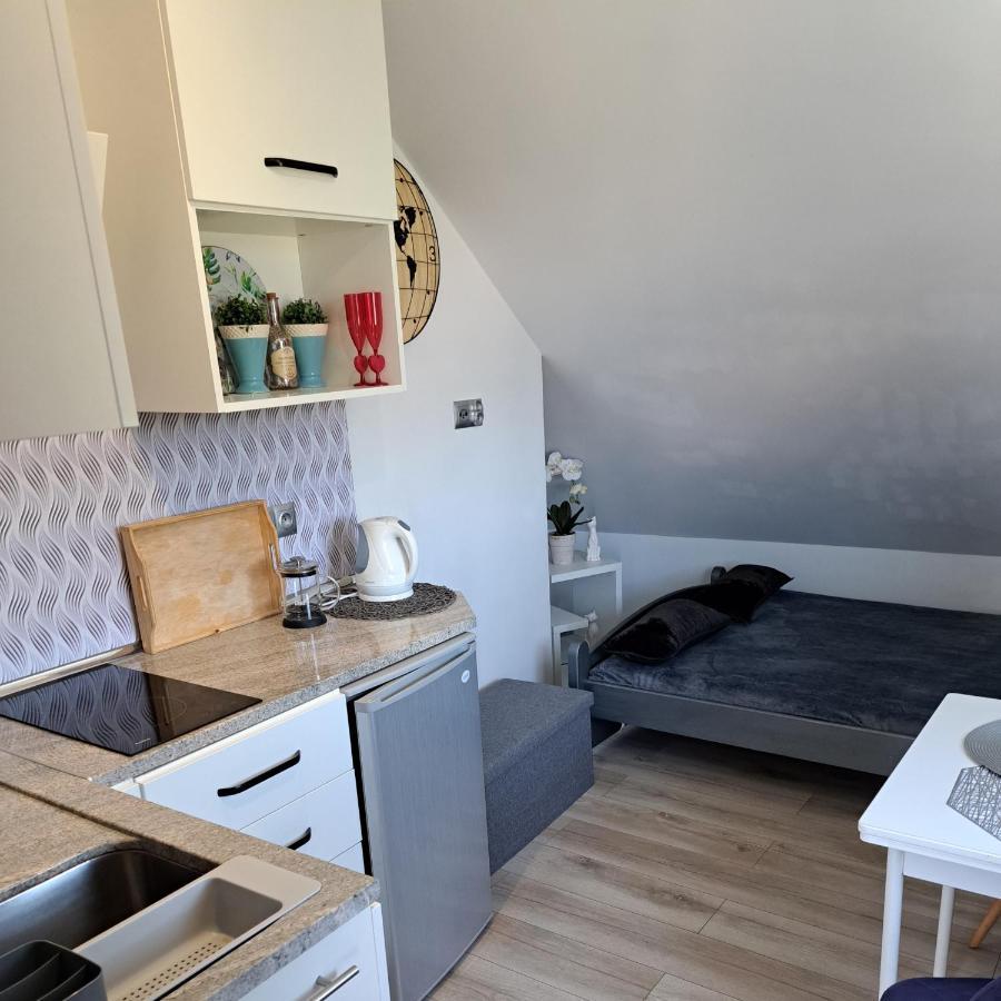 Mały Apartamencik Teo Rewal Zewnętrze zdjęcie