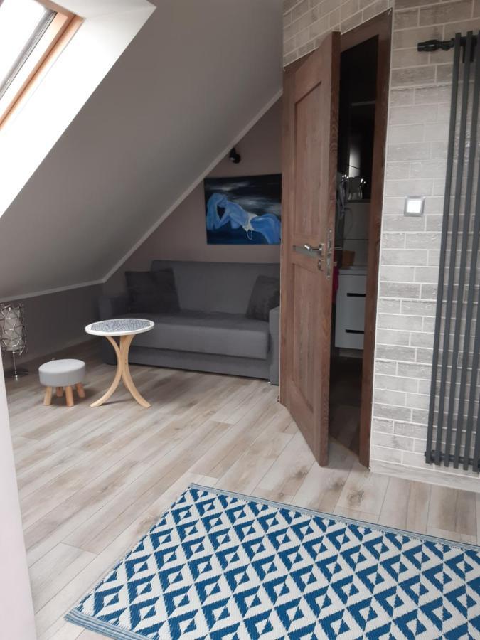 Mały Apartamencik Teo Rewal Zewnętrze zdjęcie